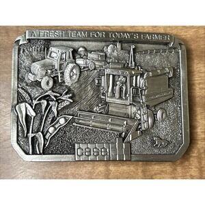 Case‎ IH Belt Buckle Vintage Metal Farm Combine Tractor Ranch Collector 1985